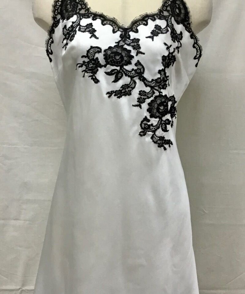 SALE! レース付きスリップ〖Marjolaine〗シルク100％フランス製 