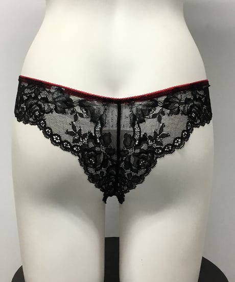 新色ブラック入荷【FORUMENTERA】イタリア製フォルメンテーラNO 0880ワイヤーダブルパデットブラジャー