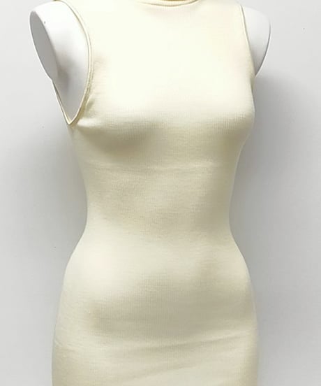 【MORETTA】№5379 シルクウール リブ編みタートルネックノースリーブ