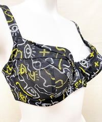 SALE！ワイヤーブラ〖シャンタルトーマス〗85Eサイズのみ