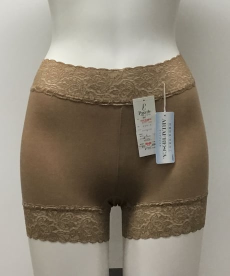 特別価格【ピッシェル】　一分丈パンツ　日本製