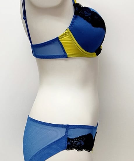 モールドカップブラジャー〖SaRdA〗サルダ BREMERシリーズ　スペイン