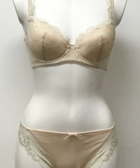 新価格【ランジェリーク】テラス3/4パデットブラ