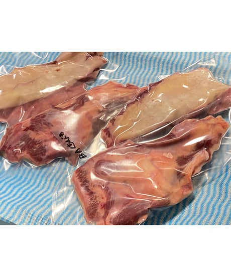 限定激安❣️幻の高級食材🌟高級品種の馬のくちびる🐴1キロパック🐶😍ウルトラレア商品♥️🌟🌟煮込んでプルプルでお食べください🎉とてもビックリ不思議なお味に出会えます😋美味しい🐶👩🌸