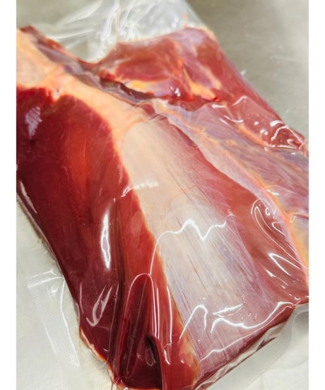 特選国産馬肉🐴かたまり馬肉🥩1キロパック🐶😃一応小分け🎉生肉からのシングルフローズン🌟基本的に軽種馬赤身品種脂はない🐶👩🌸