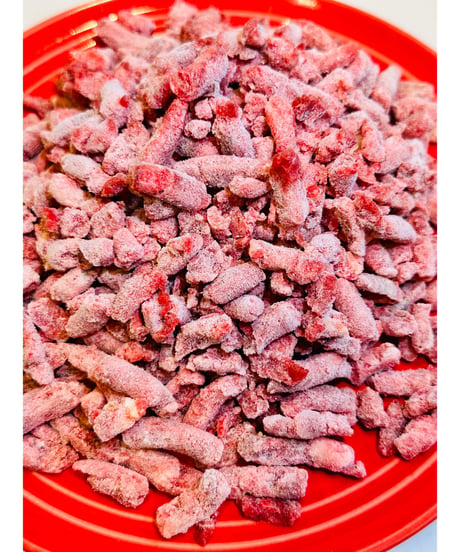 伝説の日本馬肉パラパラ肉🐴500g🐶😃高級かたまり部位のみでお作り致しました🥩切り落としの肉を使っていません🌸簡単にあげれて美味しそ〜🥰みんな大好き毎日のごはんが楽しみです🐶👩🎉