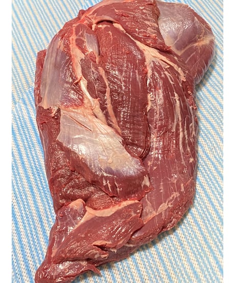 バージョン2⭐️鹿肉かたまり🦌うで・ネック🥩幻の1キロパック🐶😃ジャーキー作りにも最適✨毎日のご飯🥩に嬉しい👏🐶👩🎉