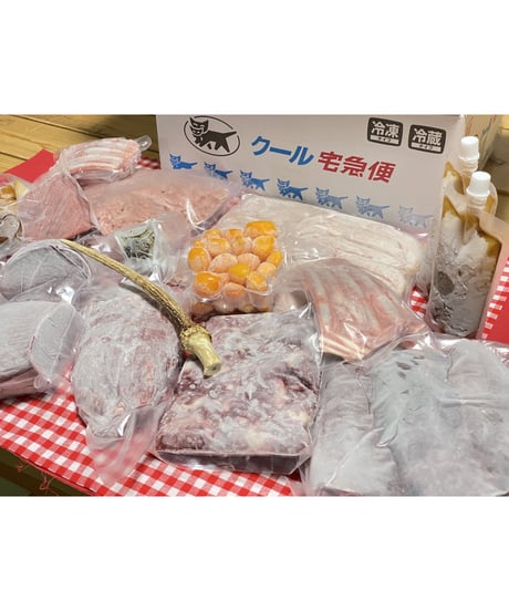 迷ったらこれ😋🐶新型⭐️⭐️季節のワンズおまかせセット🥩🎉5キロ箱🐶😃🍪🦴さらなるお得🉐と最高級✨のリーズナブルの満足を🐶👩🌸