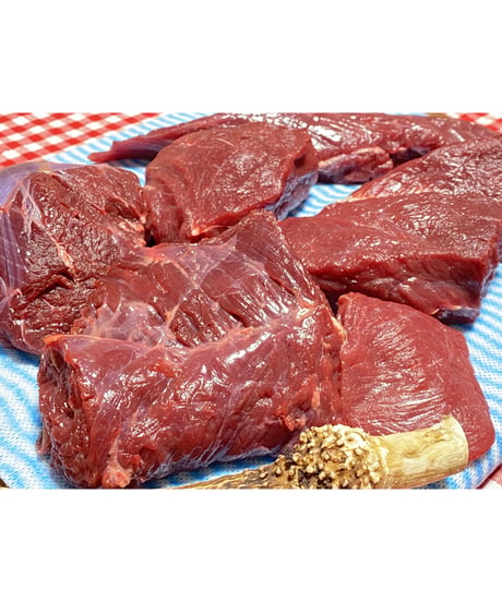 特選国産馬肉🐴かたまり馬肉🥩1キロパック🐶😃一応小分け🎉生肉からのシングルフローズン🌟基本的に軽種馬赤身品種脂はない🐶👩🌸