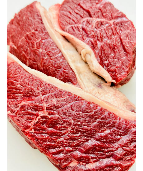 お得用㊗️特選✨伝説と幻のヒグマ肉🐻500g〜🐶😃ジビエの王様KINGoftheKING🤴ハンター間でしか取引きされない本物のlegend✨浪漫をお楽しみください🐶👩🌸