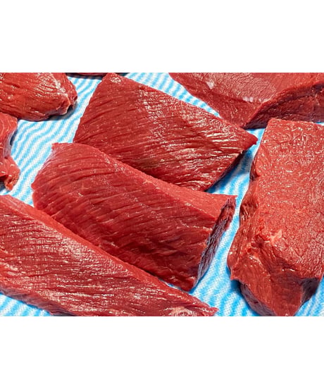 バージョン4⭐️最高級鹿肉🦌小分けパック⭐️1キロ🐶😃✨毎日のご飯🥩にロースやもものいいところだけを小分け致しました👏とても使い勝手がよく美味しくお楽しみ頂けます🐶👩🌸