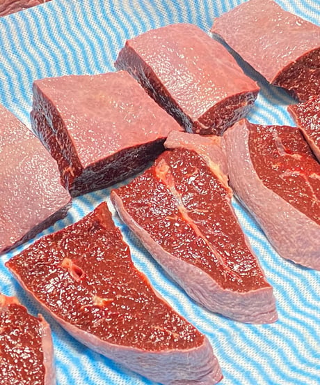 新型内臓🌟幻の馬の超新鮮な脾臓ひぞう🐴500グラム🐶😃生食用🌸内臓の栄養👏レジェンド内臓を小分けに致しました🌸とても使いやすくここまでされて激安🎉お楽しみください🐶👩🎉