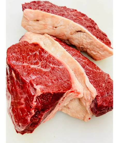お得用㊗️特選✨伝説と幻のヒグマ肉🐻500g〜🐶😃ジビエの王様KINGoftheKING🤴ハンター間でしか取引きされない本物のlegend✨浪漫をお楽しみください🐶👩🌸