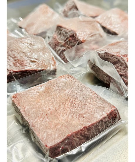 新型内臓🌟幻の馬の超新鮮な脾臓ひぞう🐴500グラム🐶😃生食用🌸内臓の栄養👏レジェンド内臓を小分けに致しました🌸とても使いやすくここまでされて激安🎉お楽しみください🐶👩🎉