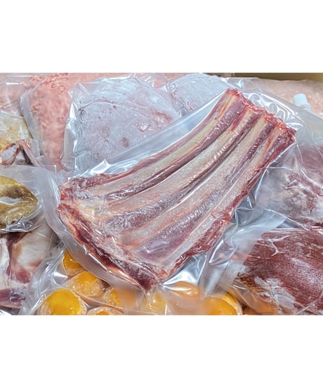 迷ったらこれ😋🐶新型⭐️⭐️季節のワンズおまかせセット🥩🎉10キロ箱🐶😃さらなるお得🉐と最高級✨のリーズナブルの満足を🐶👩🌸