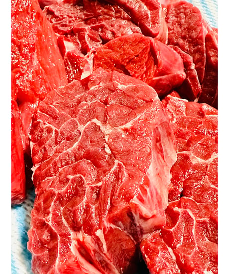 gotogibierプレミアム馬肉🐴🌟幻の赤ツト✨カット🥩1キロ🐶😃ブランドのシングルフローズン🎉うわさのgotogibierの子ホームご飯🥩皆さんでどうぞ🧑‍🍳楽しみッ🐶👩🌸