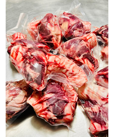 レアレア商品🌸🌸のど軟骨🐴🐶😃とても重要な栄養食品🌸軟骨は健康にとても大切みたいです🐶👩🌸超希少部位の為数量に限りがあります　お早めにお求めくださいませ🤗