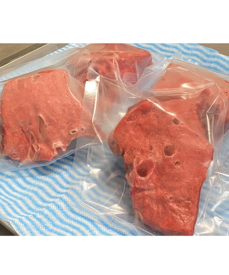 超ウルトラ特選✨幻の特別な国産馬肉・馬の肺🐴🥩200グラム以上🐶😃ごはん生食用🎉最高貴重過ぎです🌺gotogibierカット無添加の完全な安心をどうぞー⭐️楽しみッ🐶👩🌸