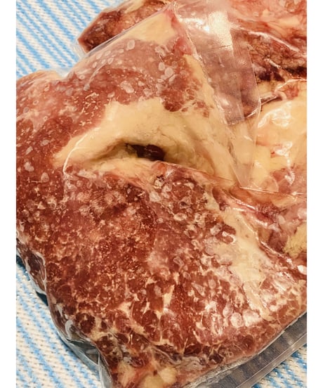 幻の馬の膵臓・すいぞう🐴1キロ〜😃🐶貴重過ぎなお品🌸一頭から一個しか取れません🌟一袋一頭分💡キロあわせてお届け致します🌟健康ご飯にお使いください🐶👩🎉