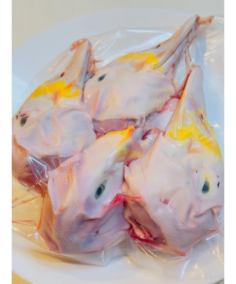 🦆鴨あたまジャーキー🦆バリッボリッ♪と食べやすくなってます💕ワン達大興奮のジャーキーとなってます。雨の日☔はお家でジャーキーパーティ〜🙌🐶😍ぜひお楽しみください💕