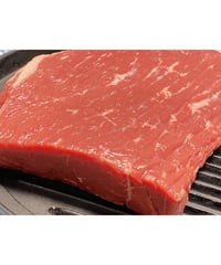 グラスフェッドビーフ🥩🐮500g🐶😃部位は各ももを調整してお届け致します🎉普通はないブロックをお楽しみください🎉ステキな歩留り🐶👩🌸楽しみッ🎉
