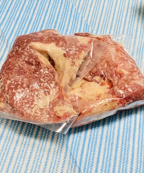 幻の馬の膵臓・すいぞう🐴1キロ〜😃🐶貴重過ぎなお品🌸一頭から一個しか取れません🌟一袋一頭分💡キロあわせてお届け致します🌟健康ご飯にお使いください🐶👩🎉