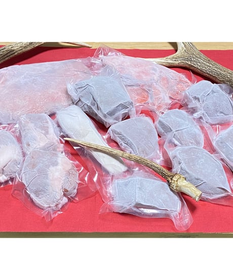 『個数限定』業界最高鮮度生食用🎁生きた鹿さん🦌プレミアム至極の内臓愛情パック🌸500g🐶✨内臓各種🦌健康第一✨とても貴重なお品です💫　なくなり次第次入荷未定です　お早めに🤗