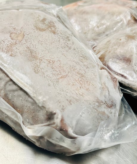 伝説⭐️鹿さんレバー🦌200g🐶😃特定右腕ハンターN氏産🧖‍♂️一般的にはレベル高いお品です🥰👏ご飯でもおやつでも楽しみッ🐶👩