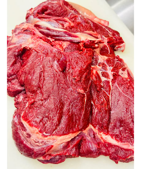 お得用㊗️特選✨伝説と幻のヒグマ肉🐻500g〜🐶😃ジビエの王様KINGoftheKING🤴ハンター間でしか取引きされない本物のlegend✨浪漫をお楽しみください🐶👩🌸