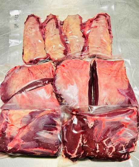 超レアレア⭐️国産馬肉🐴デリシャス・シチューミート🥩500グラム🐶😃煮込みでプルプルコラーゲンとお肉のコラボレーションが美味いッ⭐️シチュー専用ミート🎉めちゃいいお試しください🐶👩🌸