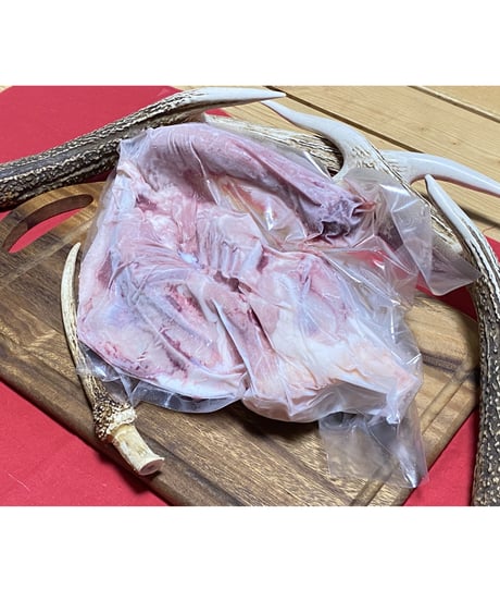 激安在庫処分イベント✨最高級地鶏・骨スープ用カット🐥1羽分1キロ前後🐶お鍋に入るようにカット致しました🐥必要な分でご使用できます🌸格別なスープをお楽しみください🐶👩とても楽しみッ🉐