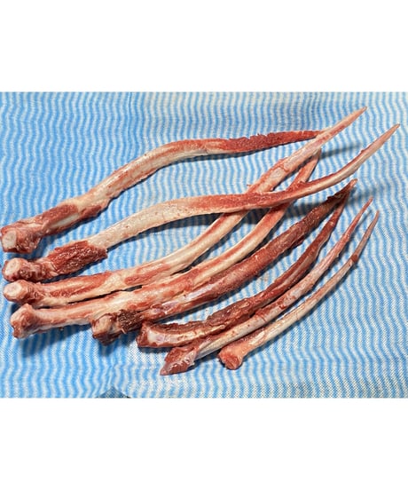 超特選おやつ🐴重種馬バラ軟骨🦴500g🐶😃とても柔らかい骨✨大きいものでも軟骨🌸かみごたえがあるタイプを多くまとめました✨中型大型のお子様向けに良さそうです💡バリボリ楽しみです🐶👩🎉