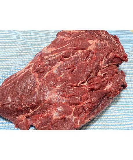 バージョン2⭐️鹿肉かたまり🦌うで・ネック🥩幻の1キロパック🐶😃ジャーキー作りにも最適✨毎日のご飯🥩に嬉しい👏🐶👩🎉
