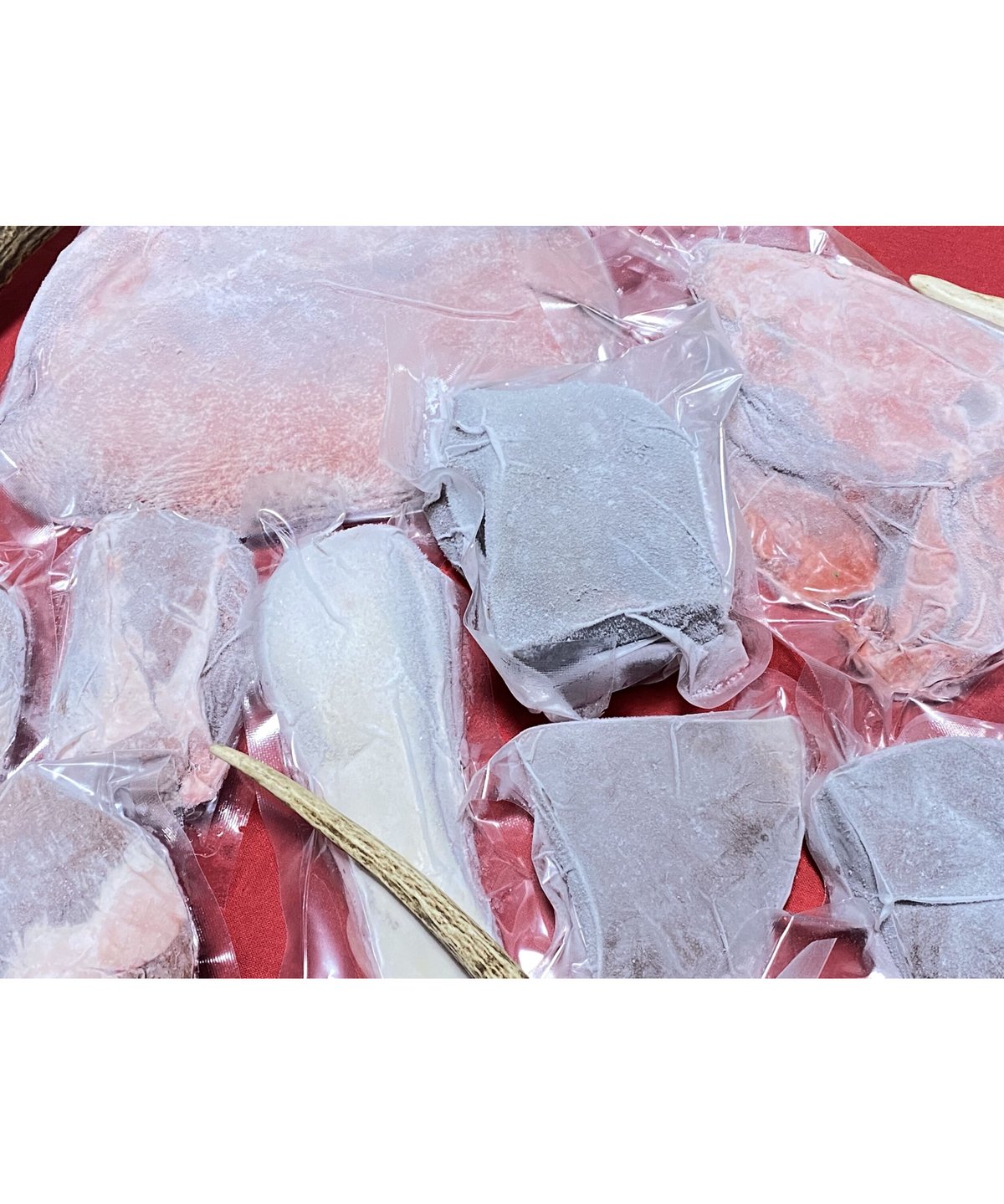 業界最高鮮度生食用🎁生きた鹿さん🦌プレミアム至極の内臓愛情パック