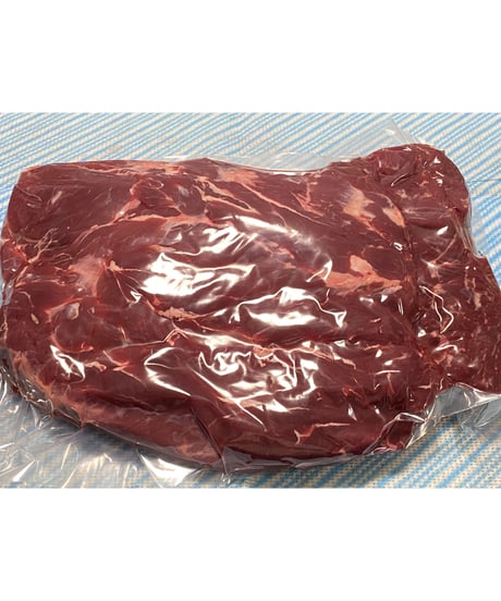 バージョン2⭐️鹿肉かたまり🦌うで・ネック🥩幻の1キロパック🐶😃ジャーキー作りにも最適✨毎日のご飯🥩に嬉しい👏🐶👩🎉