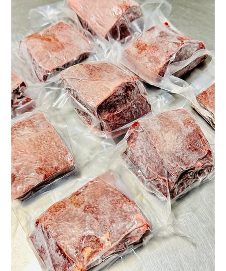 新型内臓🌟幻の馬の超新鮮な脾臓ひぞう🐴500グラム🐶😃生食用🌸内臓の栄養👏レジェンド内臓を小分けに致しました🌸とても使いやすくここまでされて激安🎉お楽しみください🐶👩🎉