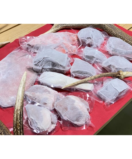 『個数限定』業界最高鮮度生食用🎁生きた鹿さん🦌プレミアム至極の内臓愛情パック🌸500g🐶✨内臓各種🦌健康第一✨とても貴重なお品です💫　なくなり次第次入荷未定です　お早めに🤗