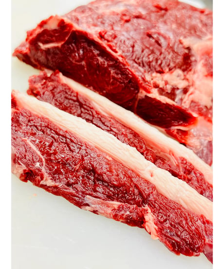 お得用㊗️特選✨伝説と幻のヒグマ肉🐻500g〜🐶😃ジビエの王様KINGoftheKING🤴ハンター間でしか取引きされない本物のlegend✨浪漫をお楽しみください🐶👩🌸