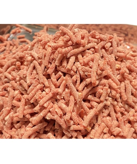 伝説の日本馬肉パラパラ肉🐴500g🐶😃高級かたまり部位のみでお作り致しました🥩切り落としの肉を使っていません🌸簡単にあげれて美味しそ〜🥰みんな大好き毎日のごはんが楽しみです🐶👩🎉