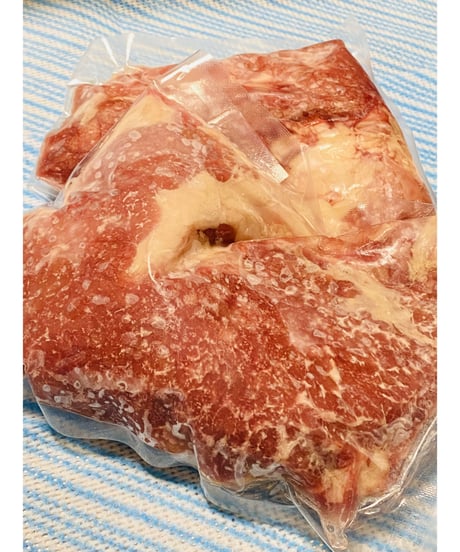 幻の馬の膵臓・すいぞう🐴1キロ〜😃🐶貴重過ぎなお品🌸一頭から一個しか取れません🌟一袋一頭分💡キロあわせてお届け致します🌟健康ご飯にお使いください🐶👩🎉