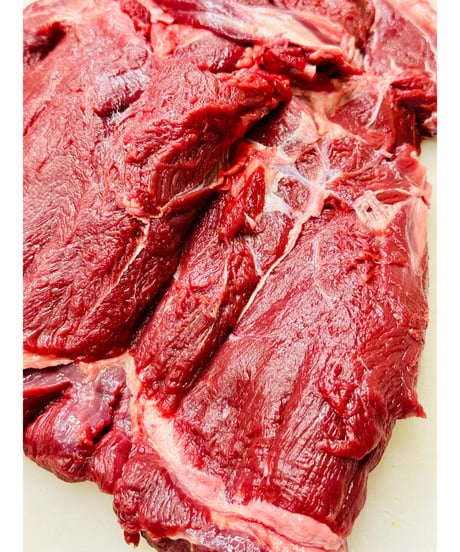 お得用㊗️特選✨伝説と幻のヒグマ肉🐻500g〜🐶😃ジビエの王様KINGoftheKING🤴ハンター間でしか取引きされない本物のlegend✨浪漫をお楽しみください🐶👩🌸