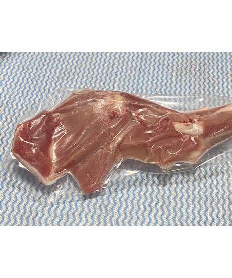 ✨️🌳大自然からの贈り物🌳✨️生捕り猪🐗まるっとウリボウ1頭分😃🎉1キロ👑ワン達🐶は大好き💕とても綺麗👩💖個数限定これは見逃せない👀‼️🌟ワン達の笑顔が溢れます😊🐶💕