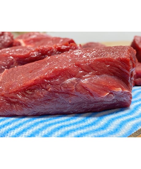 特選国産馬肉🐴かたまり馬肉🥩1キロパック🐶😃一応小分け🎉生肉からのシングルフローズン🌟基本的に軽種馬赤身品種脂はない🐶👩🌸