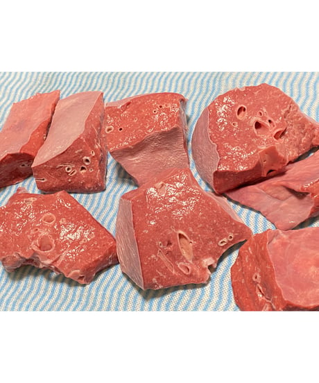 超ウルトラ特選✨幻の特別な国産馬肉・馬の肺🐴🥩200グラム以上🐶😃ごはん生食用🎉最高貴重過ぎです🌺gotogibierカット無添加の完全な安心をどうぞー⭐️楽しみッ🐶👩🌸