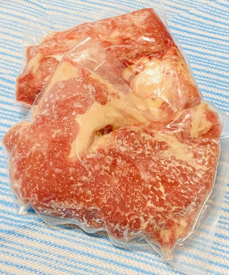 幻の馬の膵臓・すいぞう🐴1キロ〜😃🐶貴重過ぎなお品🌸一頭から一個しか取れません🌟一袋一頭分💡キロあわせてお届け致します🌟健康ご飯にお使いください🐶👩🎉