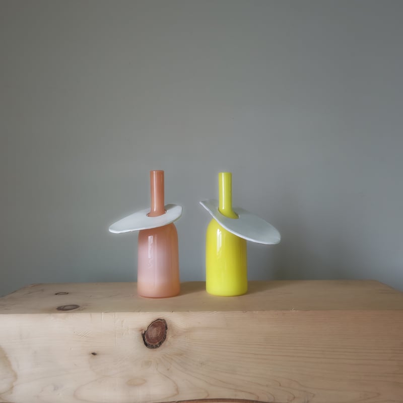 Birbira×qualia glassworks / Bottle vase with ce