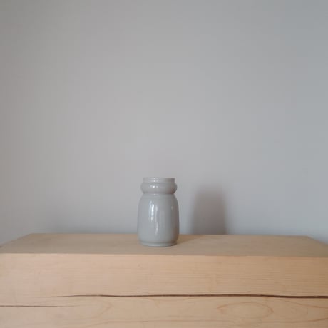 CANASA / 若草色のボトル花器