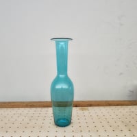 qualia glassworks / Bottle vase / blue