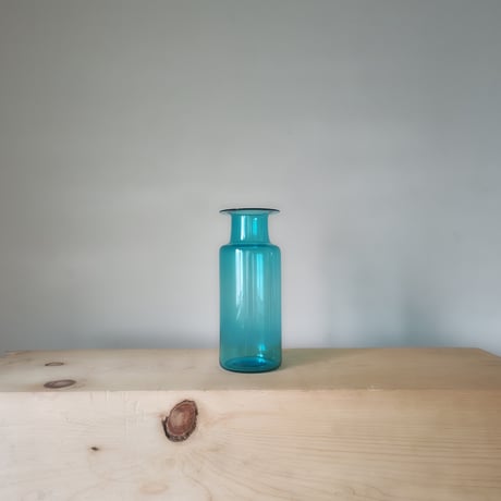 qualia glassworks / Cylinder vase /Blue