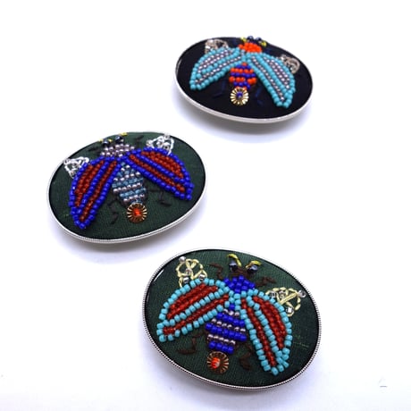 帯留（紐付き）「虫刺繍」